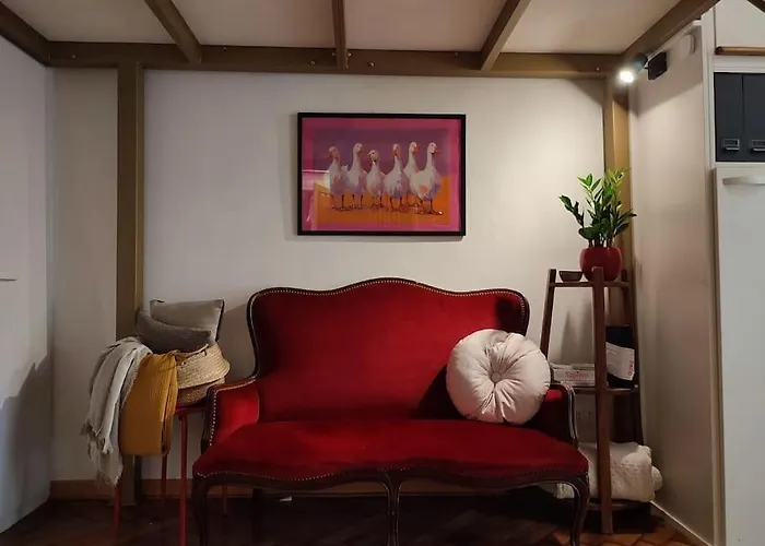 Calm Flat With A Private Terrace Апартаменти *