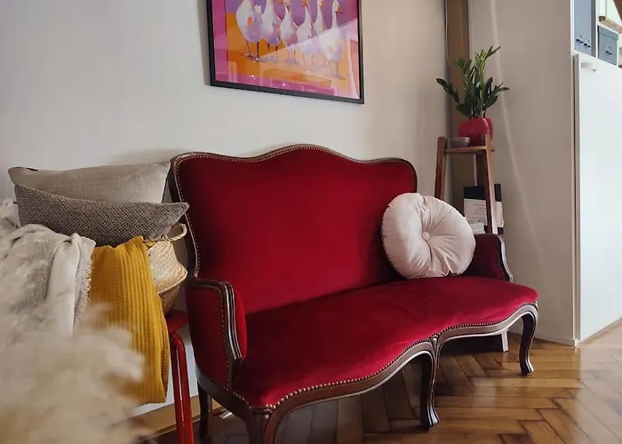 Calm Flat With A Private Terrace Трієст